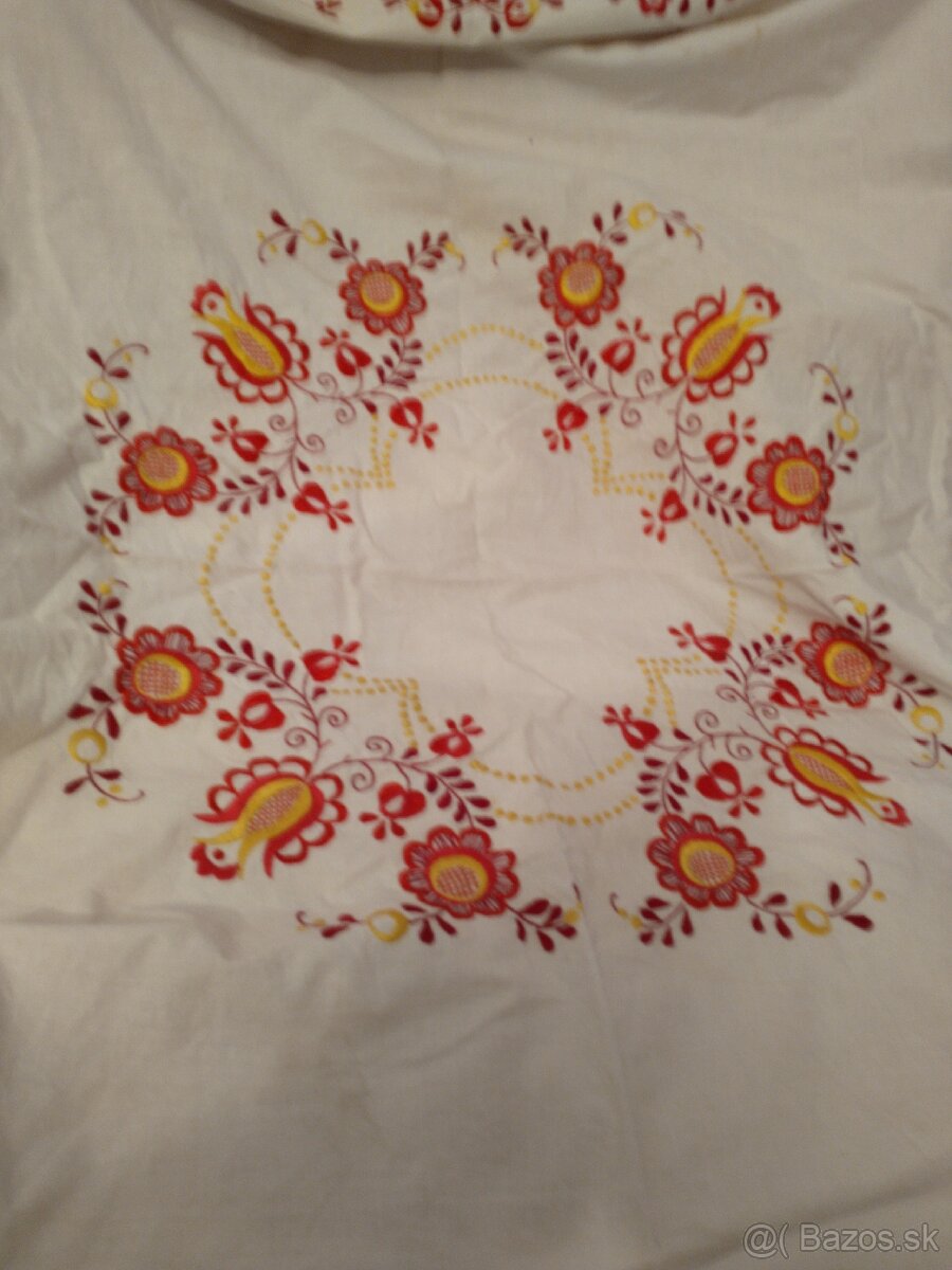 Retro vyšívané obrusy 2 - 4
