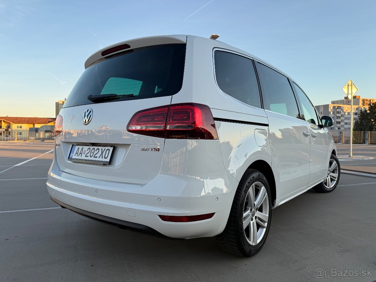 Volkswagen Sharan 2.0 TSI DSG - 4