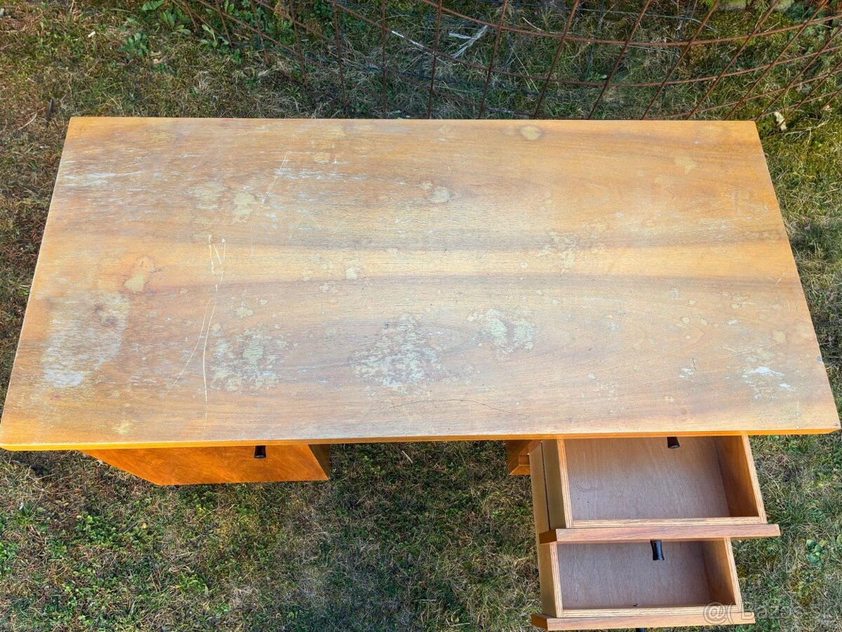 písací stôl – 10 € - 4