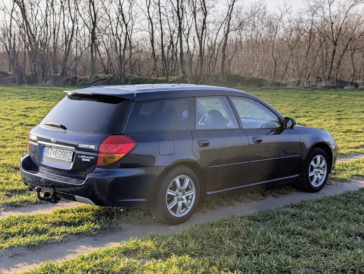 Subaru Legacy 2.0 benzín automat - 4