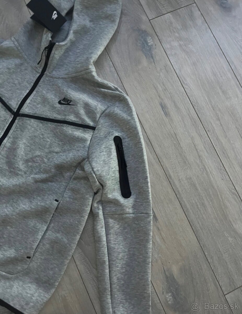 Nike Tech Fleece Silver - 4