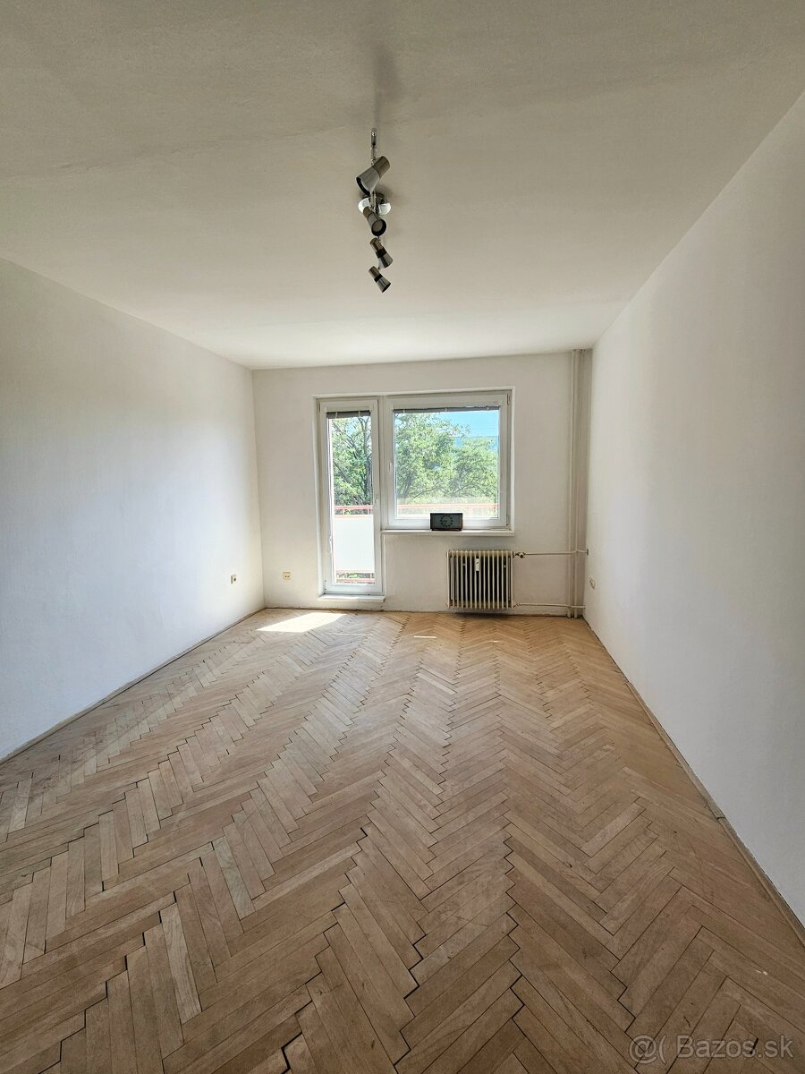 Na predaj: 2-izbový byt, 56 m2 Prievidza, ul. Šumperská - 4