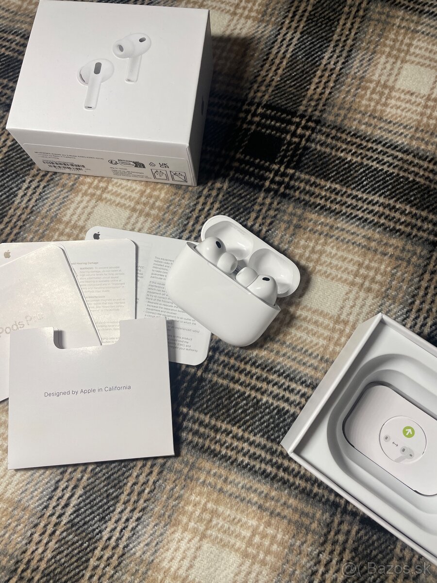 Apple AirPods Pro 3. generácie (2025) - 4