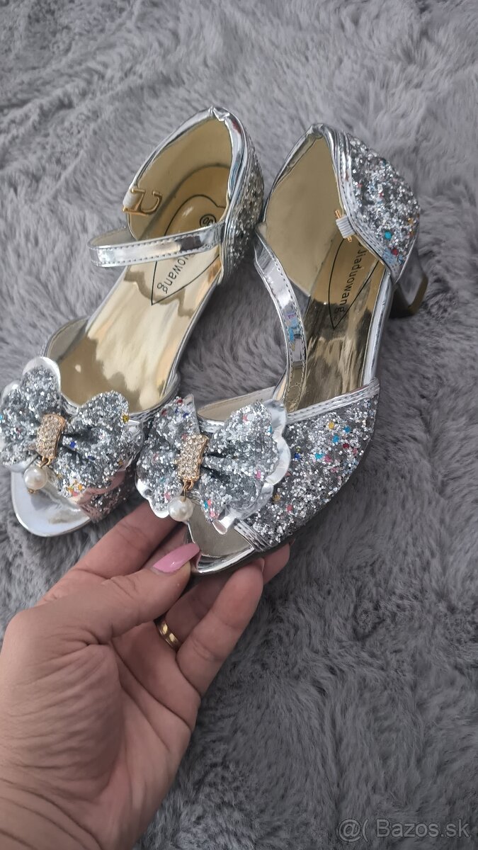 Sandálky pre princeznú c.30 vd 19 cm - 4