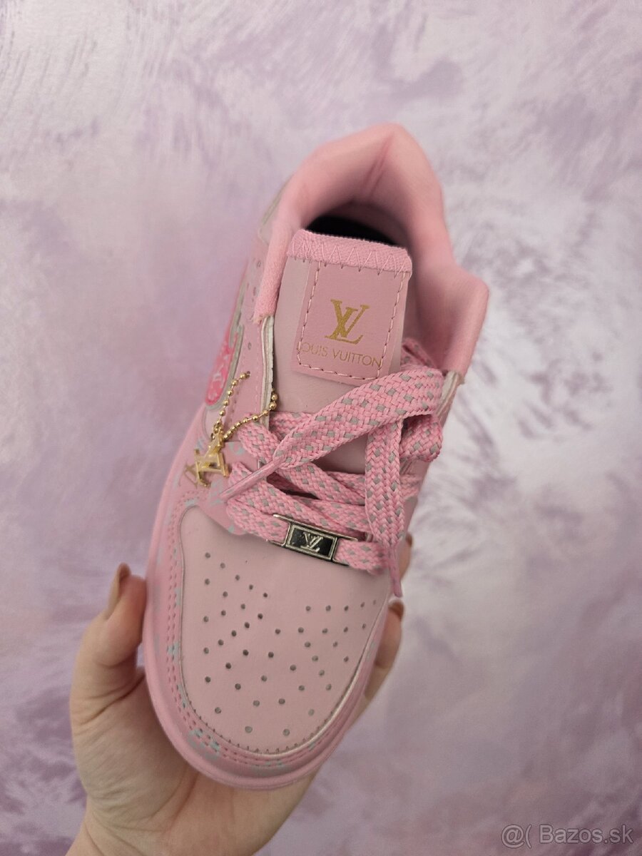 Tenisky Nike Air max LV - 4