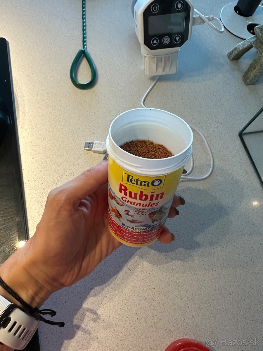 Komplet akvarium na chov rybicky v malom - 4