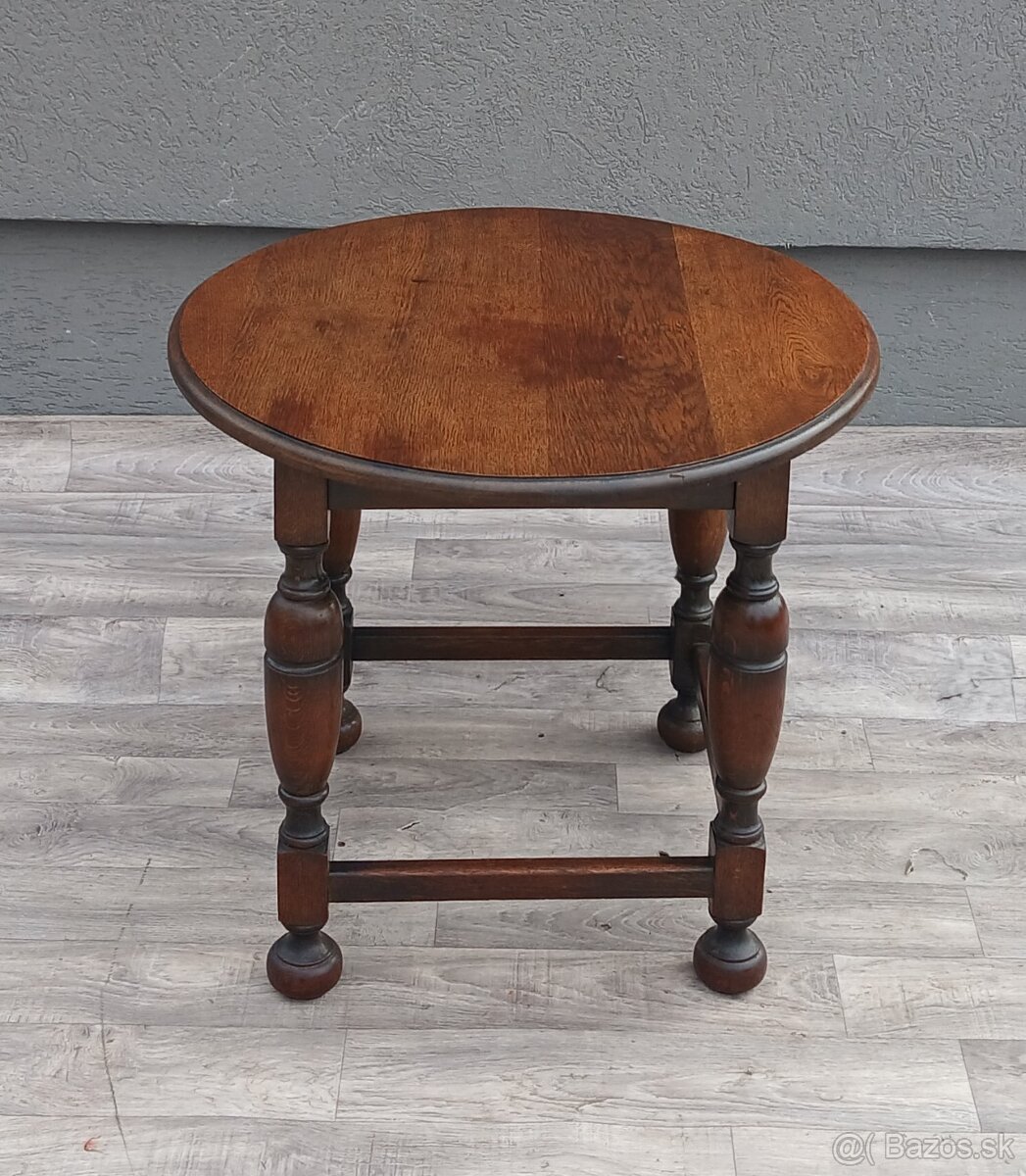 Stolík okrúhly starožitný. - 4