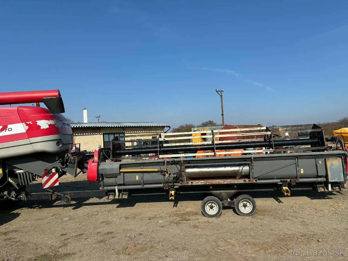 Predám kombajn Massey Ferguson Beta 7270 - 4