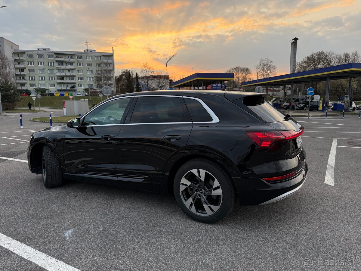 Audi Etron 50 quattro 32 000km S-line ZÁRUKA - 4
