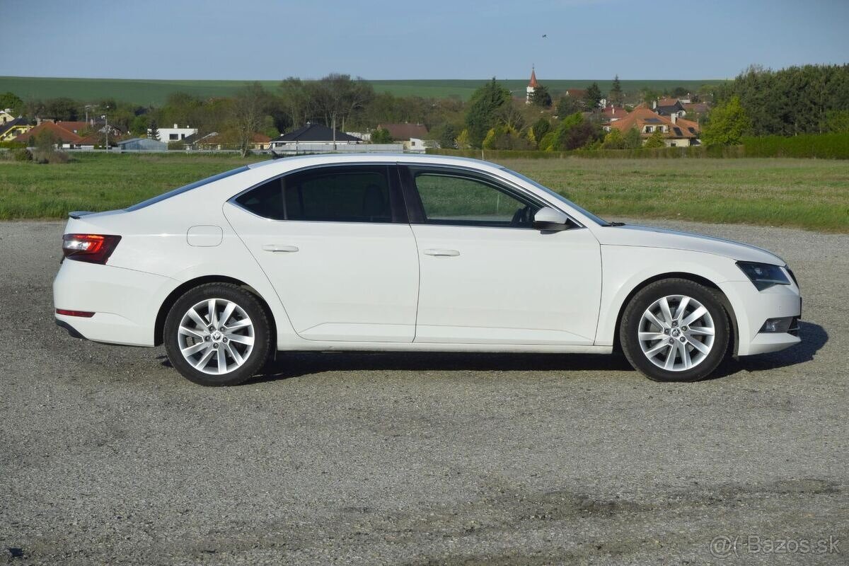 Škoda Superb - 4