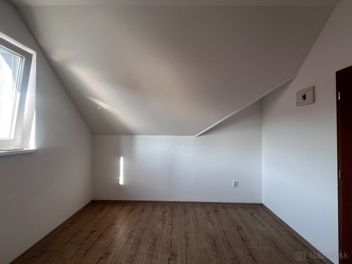 12m2 Kancelária na výbornej adrese - 4