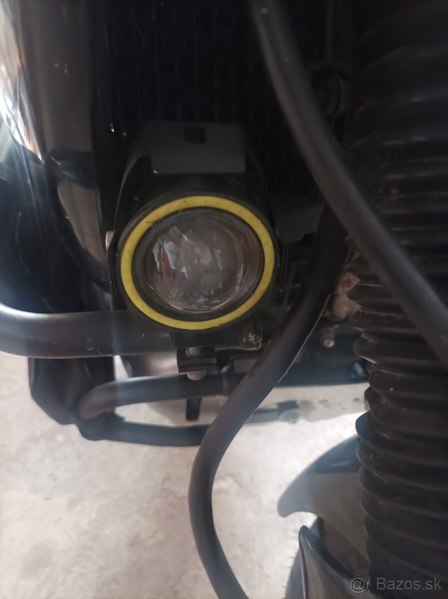 Honda Africa Twin 750