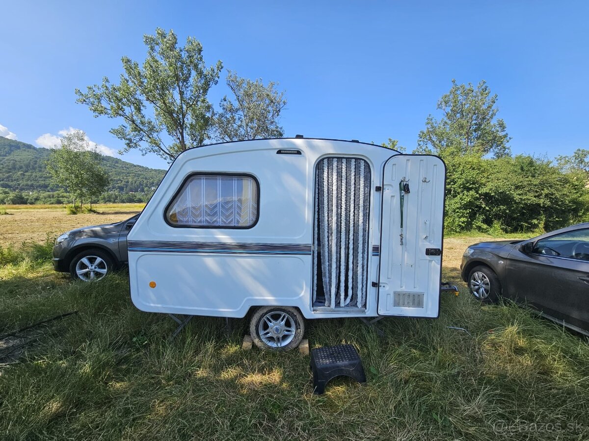 Predám legendárny obytný príves Niewiadow N126 - 4