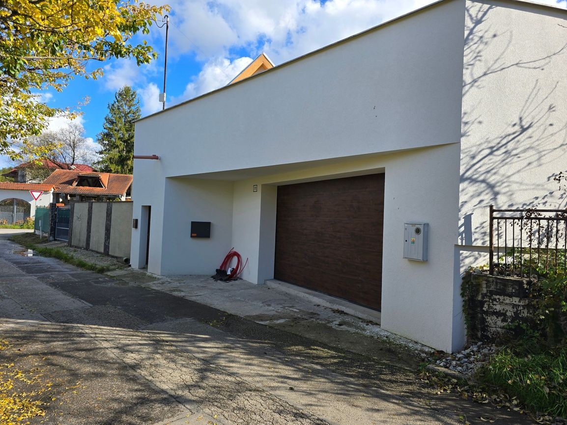 Predaj skolaudovanej garáže s pozemkom 156 m2 - Bytčica - 4
