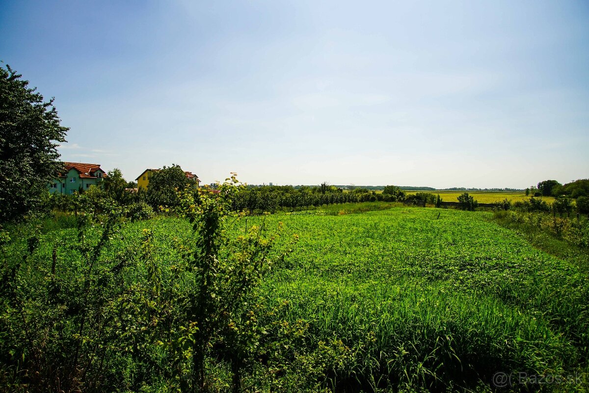 Na predaj pozemok blízko centra s výhľadom na kalváriu - 4