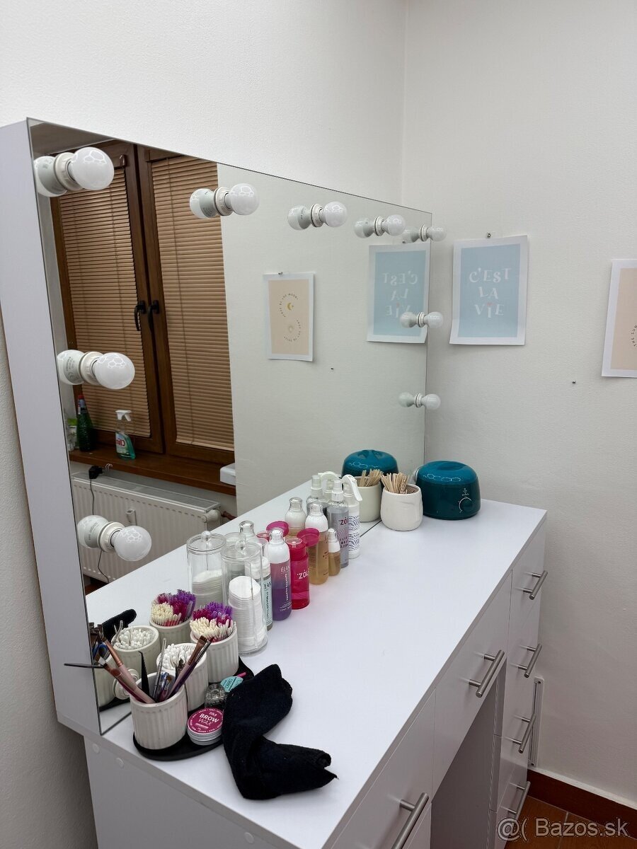 Veľká Štúdiová Kozmetická Pásová Beauty LED Lampa 36W - 4