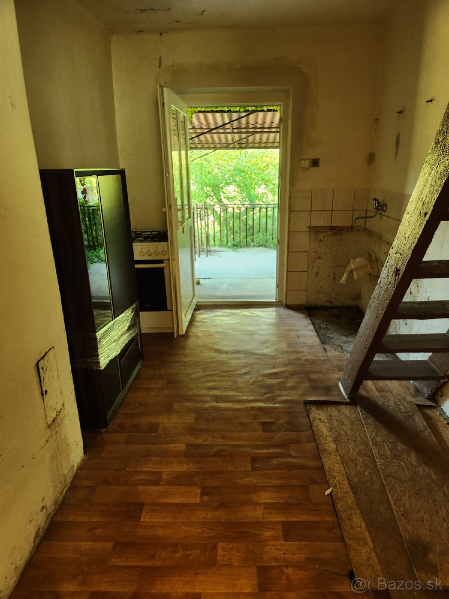 Rodinný dom Šárovce - 4