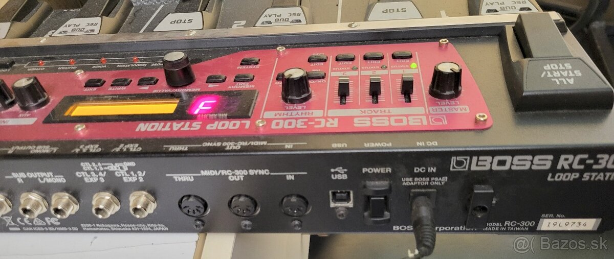 BOSS RC-300 LOOP STATION - 4