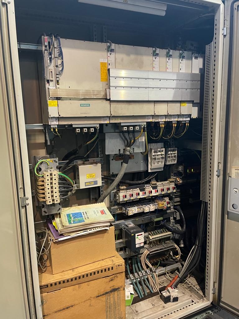 WHQ 13 CNC rok 2000 - 4