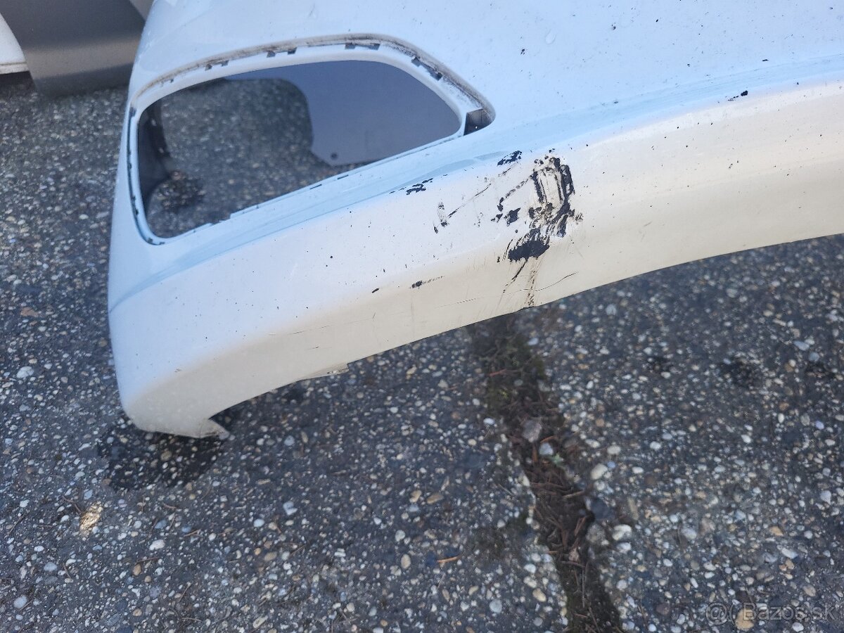 Hyundai i40 predny naraznik 2015 - 4