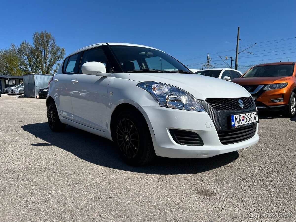 Suzuki Swift 1.2 benzín, 69kW, MT/5, rok:07.2012. - 4