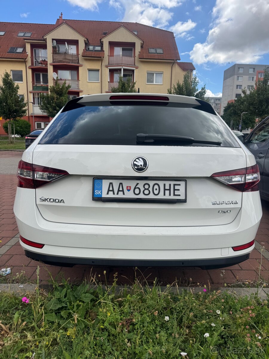 Predám Škoda Superb combi manuál 4x4 - 4