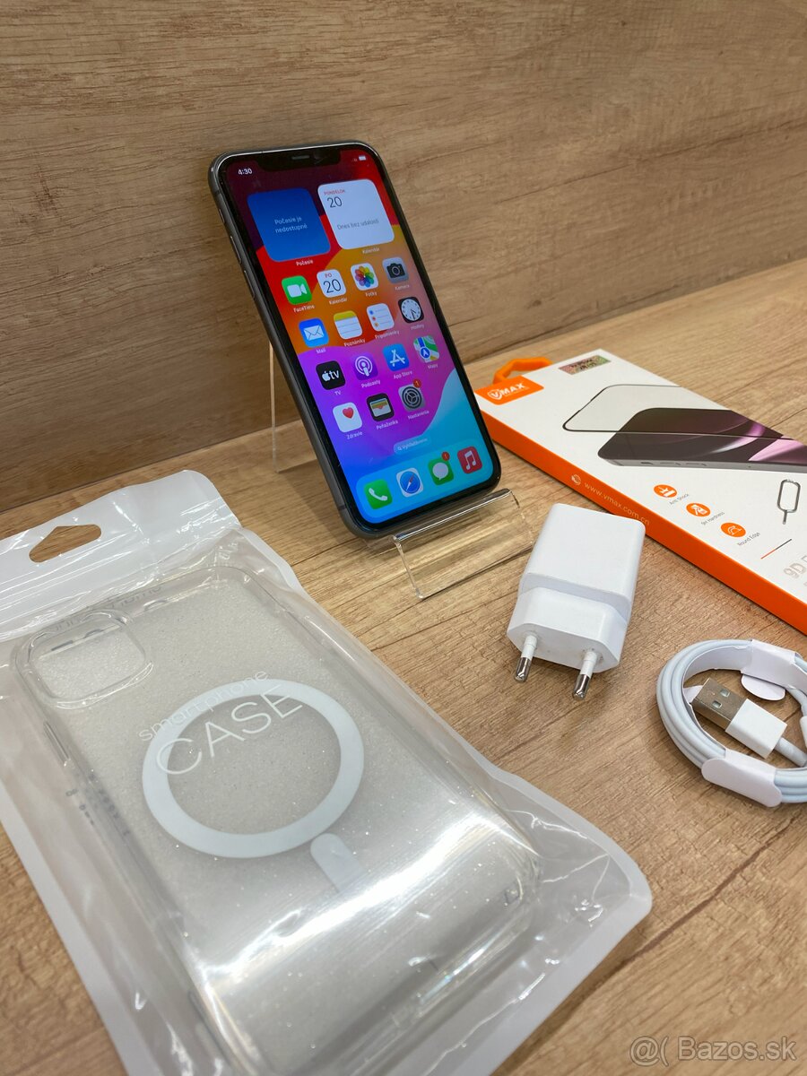 iPhone 11 black - záruka + nová nabíjačka - 4