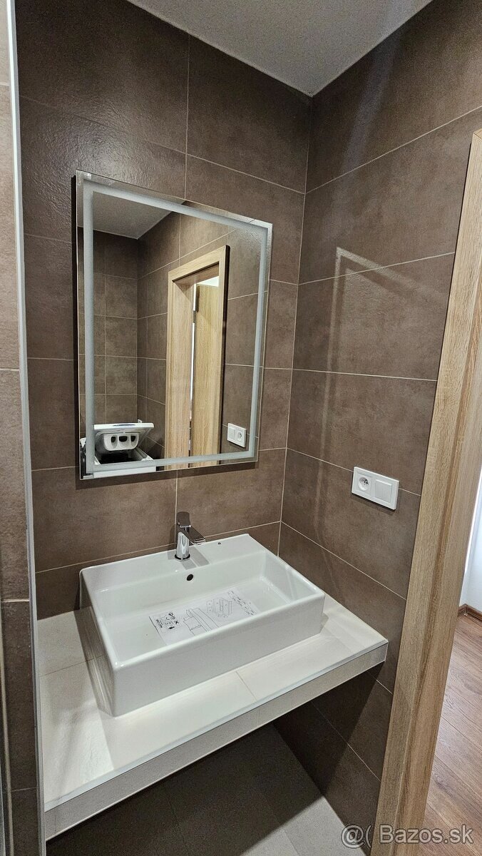 na prenájom 1 izbový byt Partizánske - 4