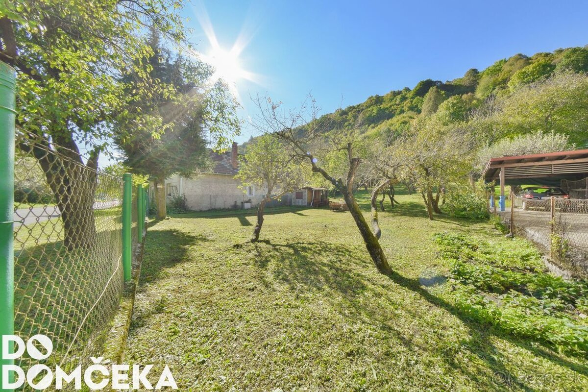 DO DOMČEKA | REZERVOVANÉ Stavebný pozemok s inžinierskymi si - 4