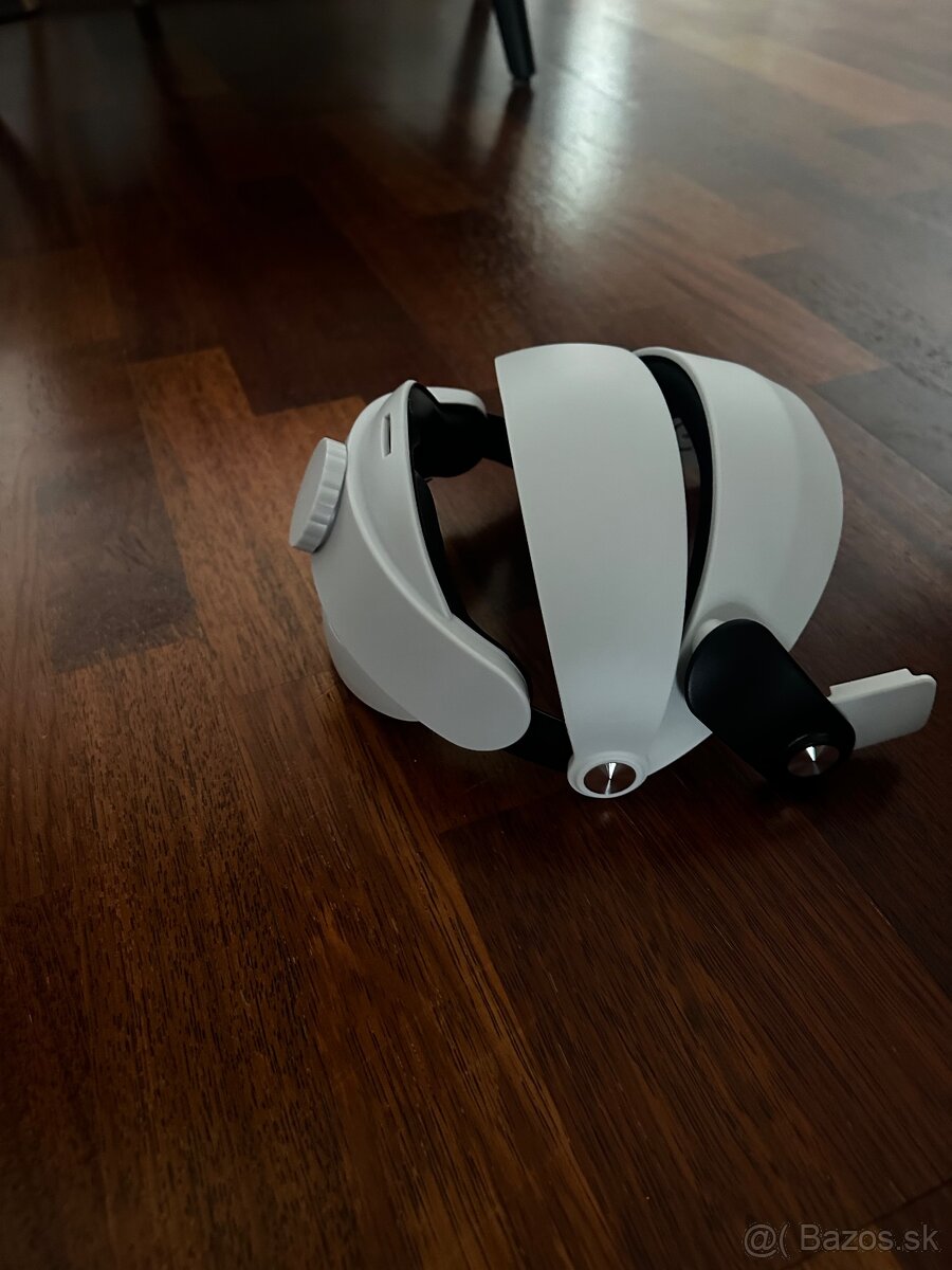Oculus Quest 2 head set - 4