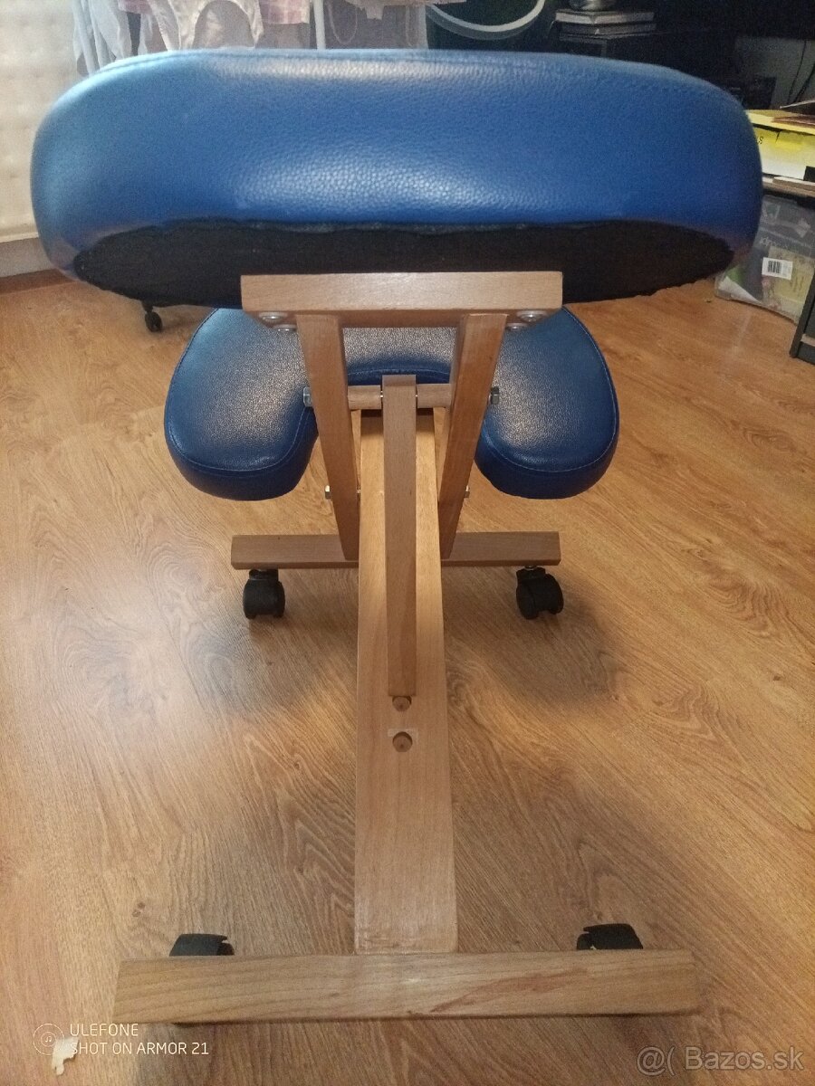 Drevená klakacia stolička - 4