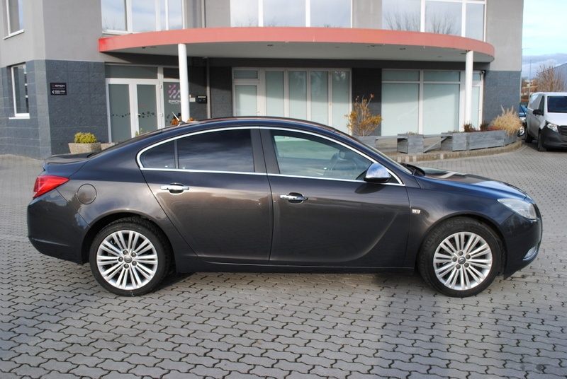 Opel Insignia 2.0 CDTI 130k Sport - 4