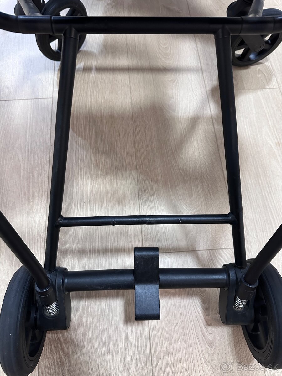 Cybex Mios s prislusenstvom - 4