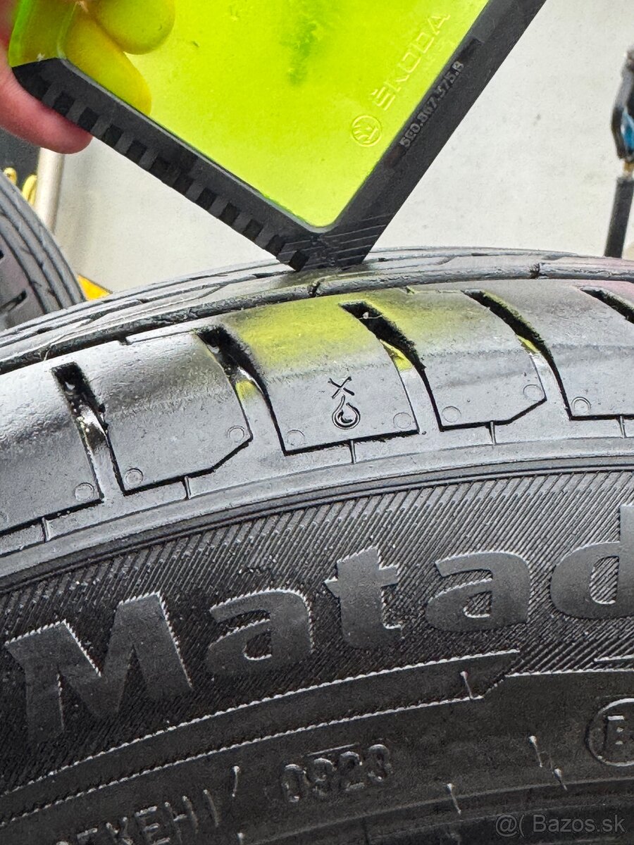 Predám letné pneu 205/55 r17 - 4