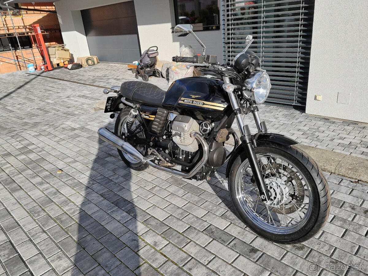 Moto Guzzi V7 - 4