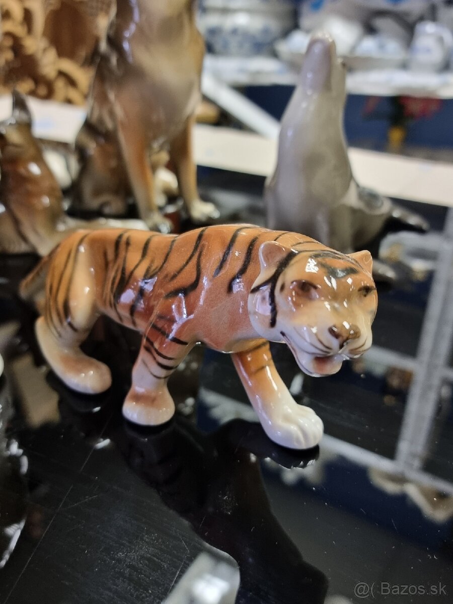 Predám zberateľské porcelánové sošky - 4