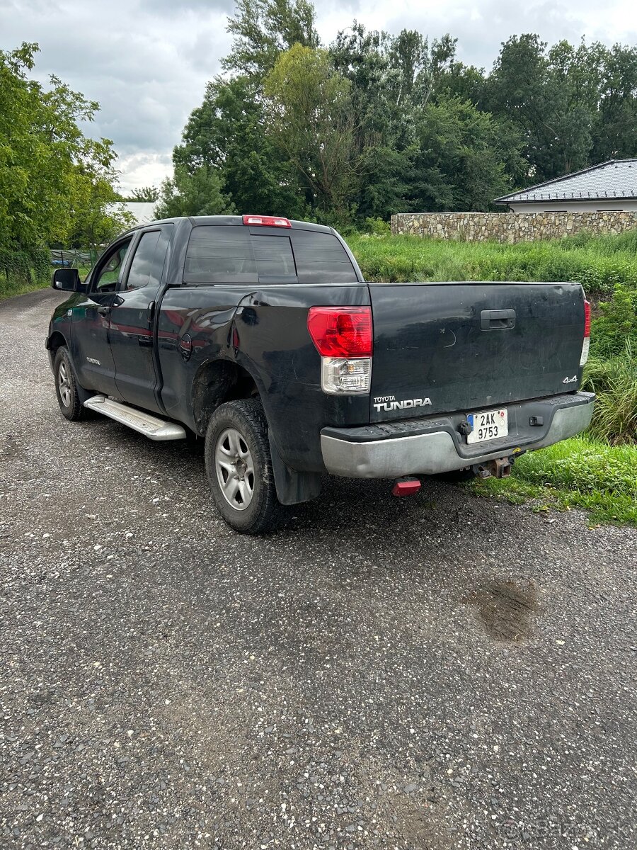 Toyota Tundra 4.6 V8