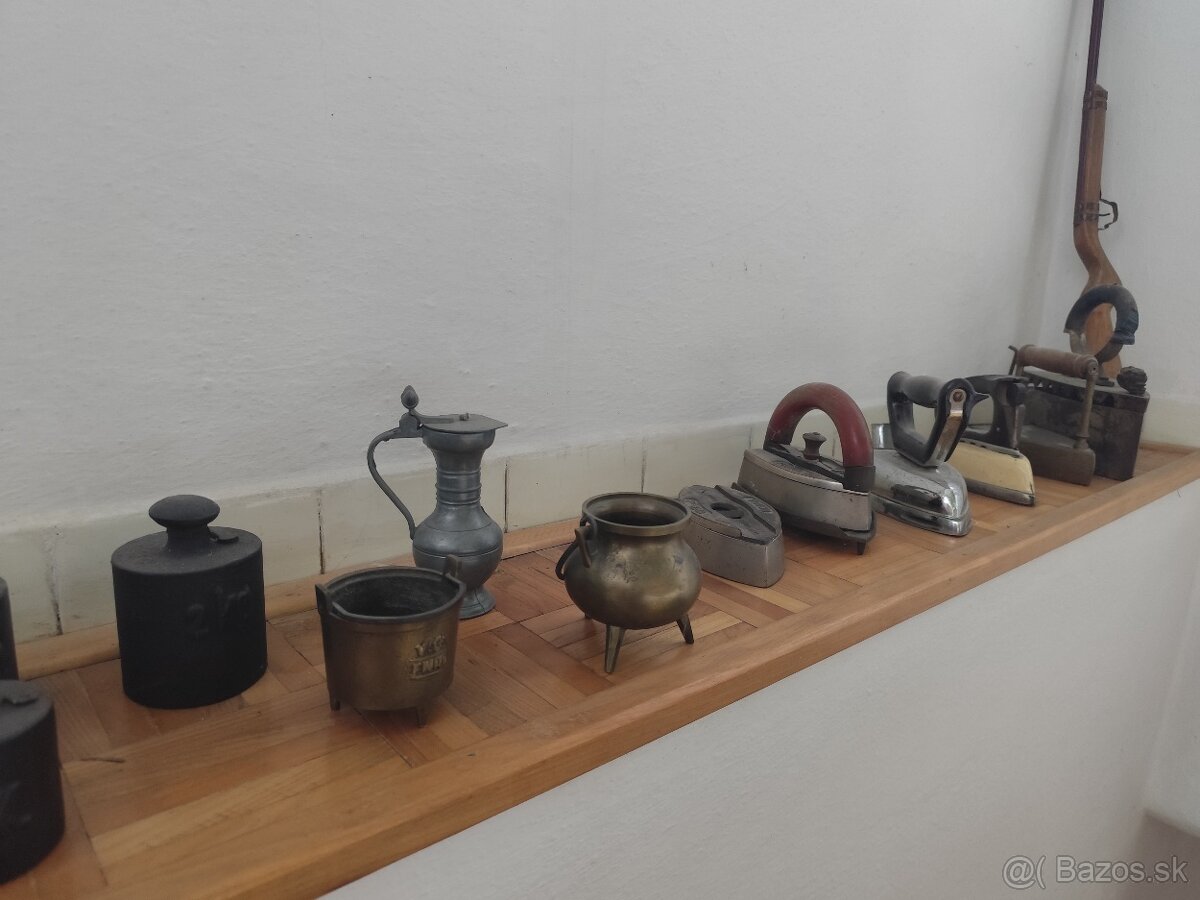 Predám rôzne starožitné/staré žehličky, závažia, budíky - 4