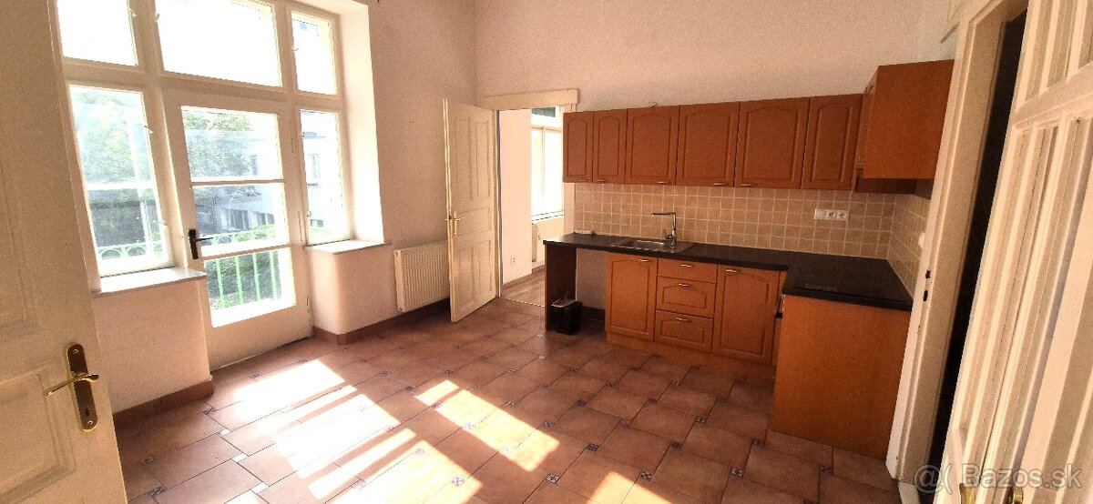 3 izbový byt, Bratislava - Staré Mesto - 4