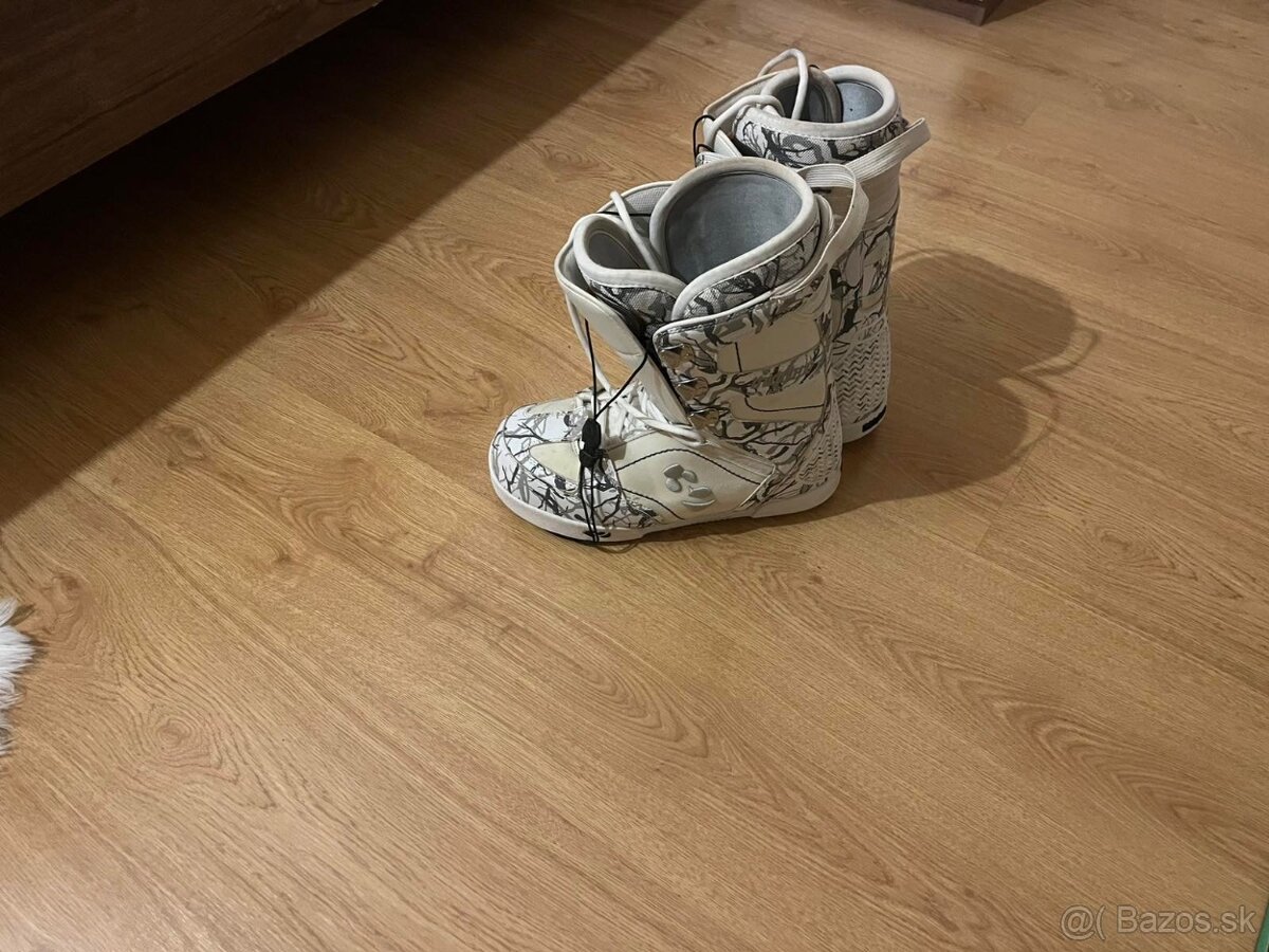 Snowboard + viazanie + topanky - 4