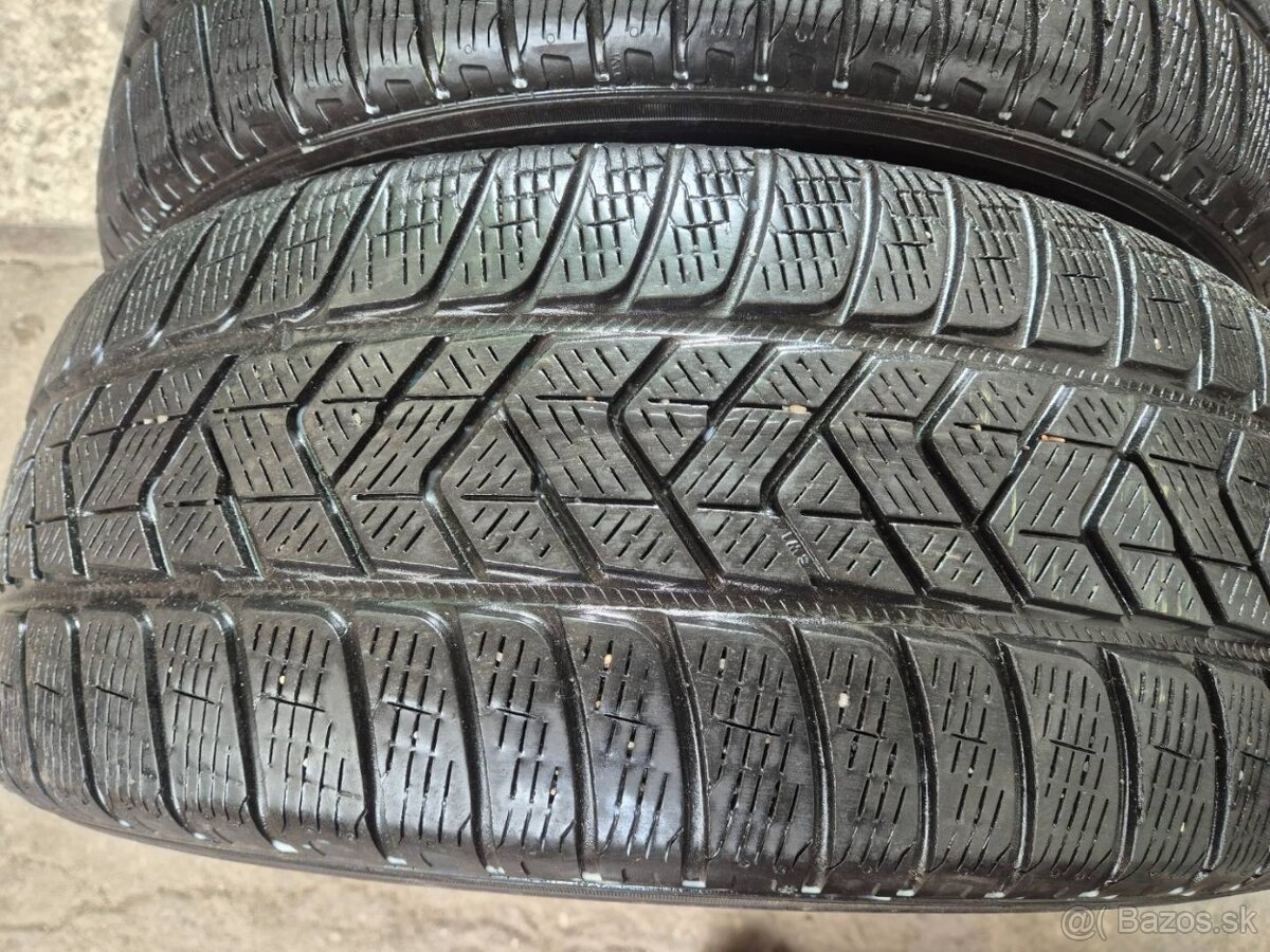 235/60 r18 zimné 4 ks PIRELLI dezén 5,9 - 5,7 mm - 4