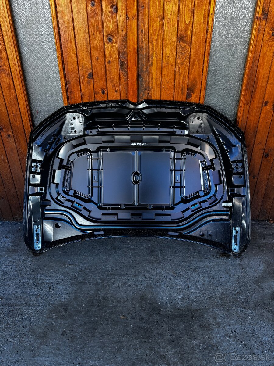 VW Golf VIII 2020- kapota - 4