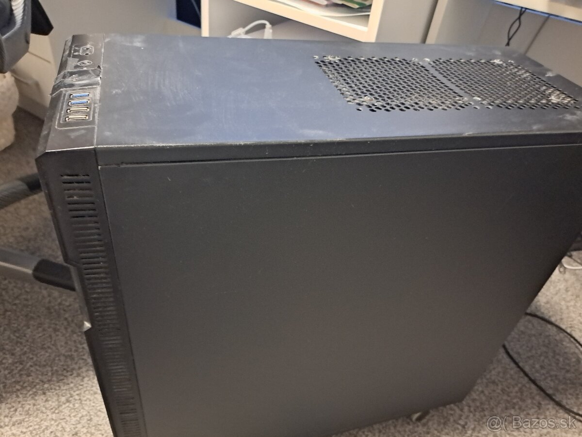 Stolový počítač - 4