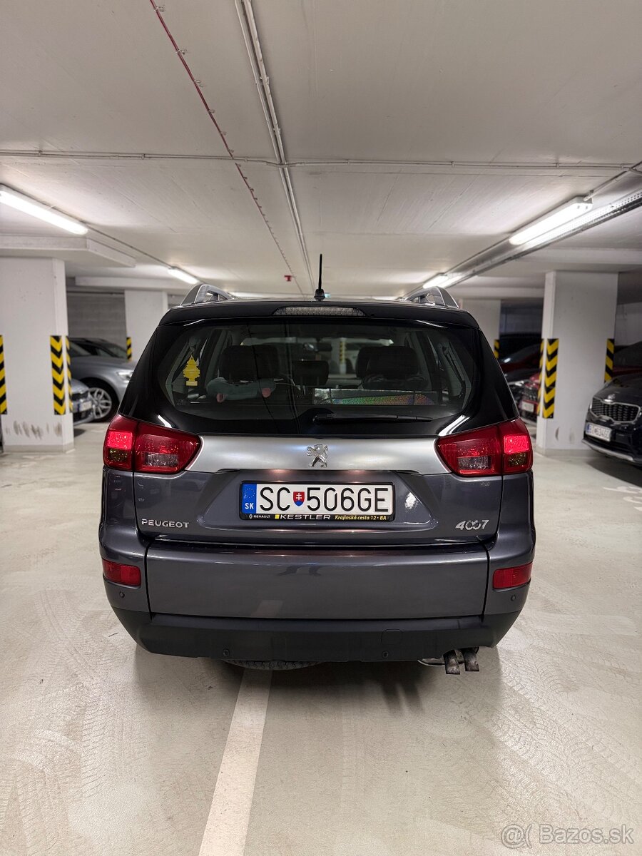 Predám Peugeot 4007 - 4