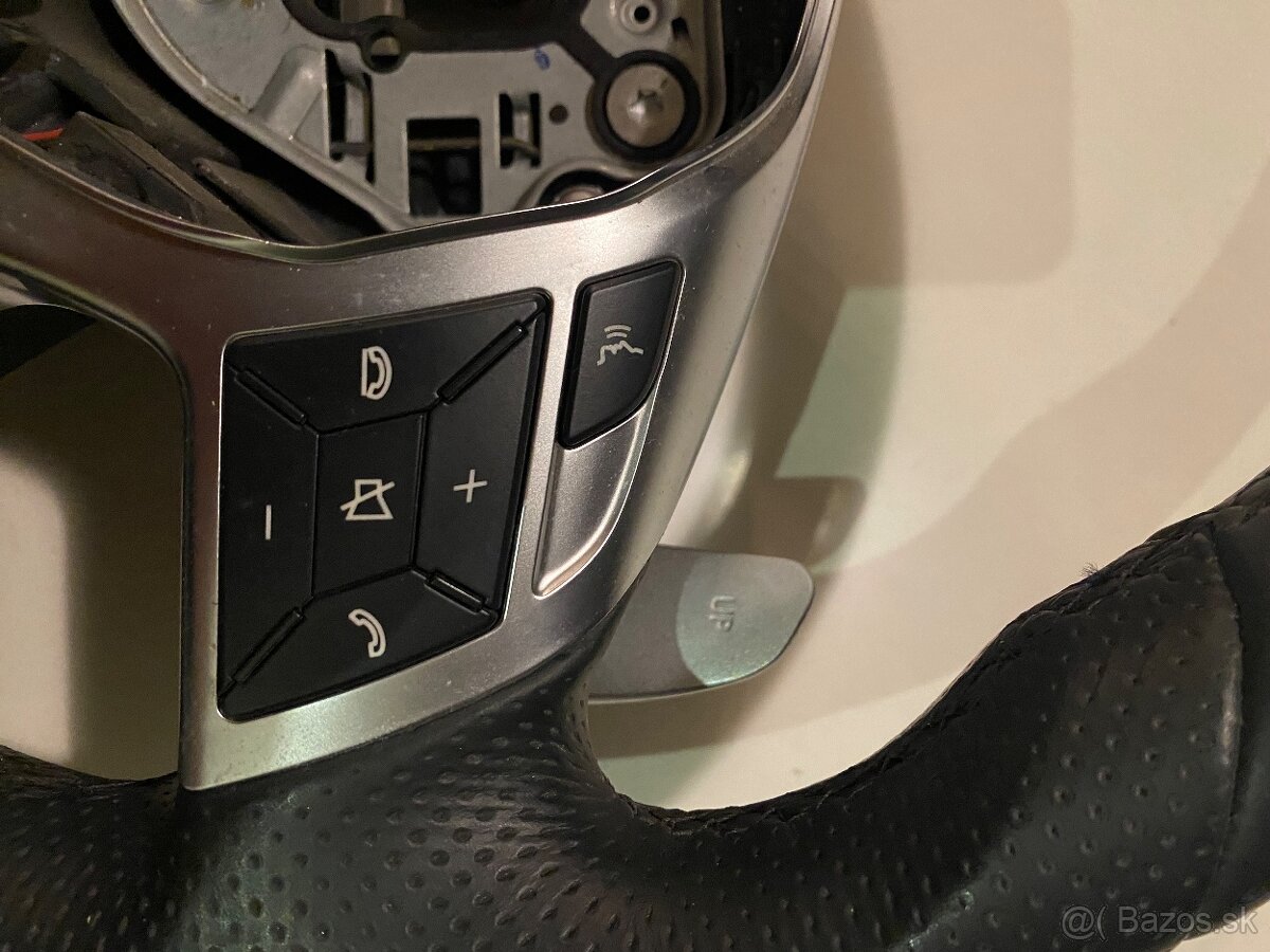 Mercedes G63 AMG volant - 4