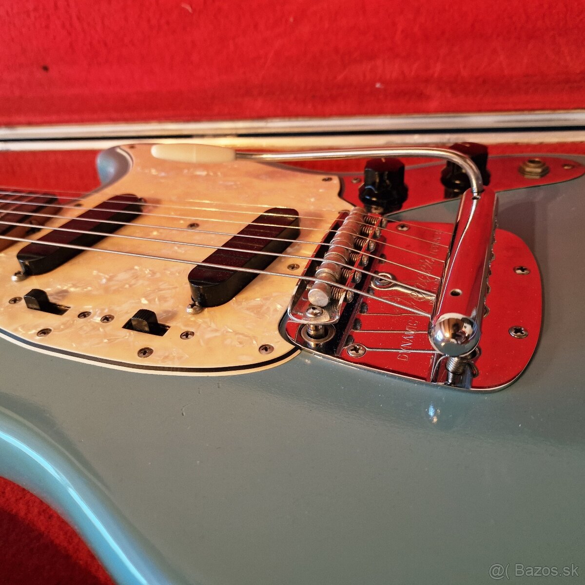 Fender Mustang Daphne Blue 1966 100% original - 4