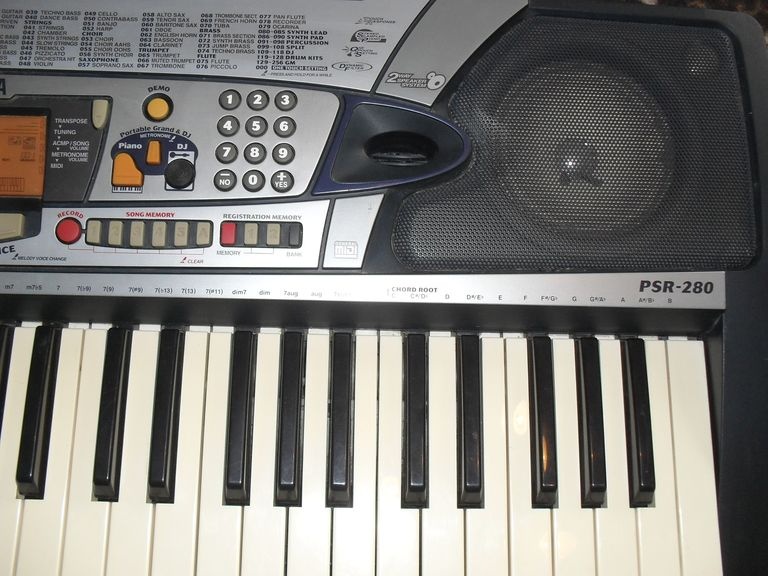 Yamaha PSR 280 - 4