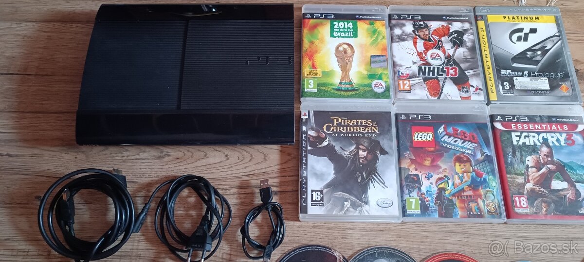 Ps3 super slim s hrami - 4