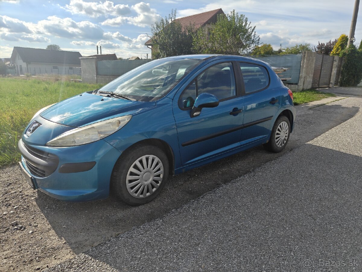 Peugeot 207 1.4 2008 - 4