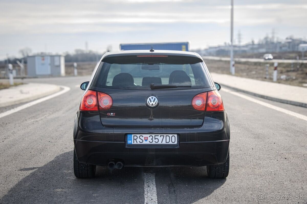 Volkswagen Golf 2.0 FSI GTI Turbo DSG - 4